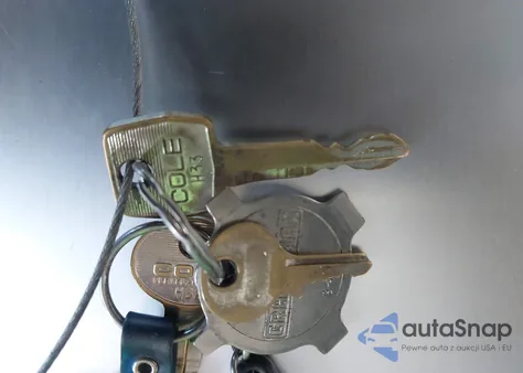 1985 Ford Econoline E150 Van z USA, uszkodzony, nr VIN 1FTEE14F3FHC09111